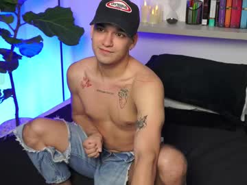 See Alanjames_x online Now @ freecams.uk
