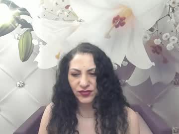 See Anayssa online Now @ freecams.uk