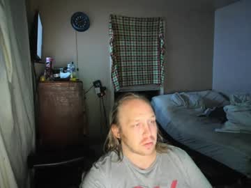 See Bigmike20129020 online Now @ freecams.uk