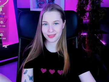 See Cutemousee online Now @ freecams.uk