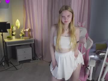 See Dopyesdopdop online Now @ freecams.uk