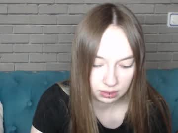 See Evelinagrayas online Now @ freecams.uk