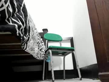 See Foot_master777 online Now @ freecams.uk
