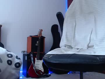 See Henry_barbarian_ online Now @ freecams.uk