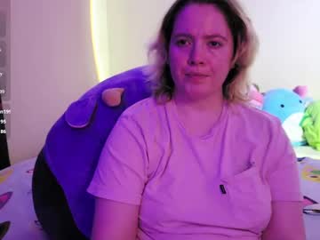See Internetfairy_xo online Now @ freecams.uk