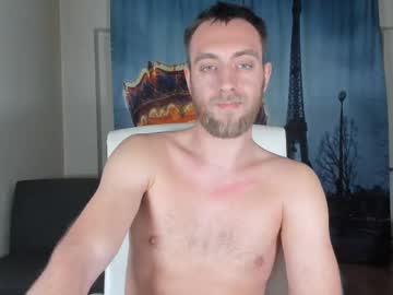 See John_green77 online Now @ freecams.uk