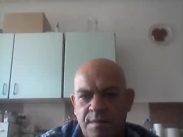 See Jolmasz30 online Now @ freecams.uk