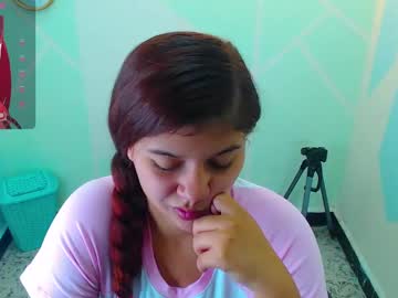 See Krissone_1 online Now @ freecams.uk