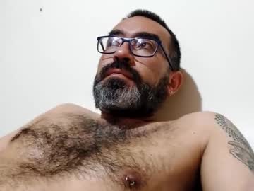 See Luis2988z online Now @ freecams.uk