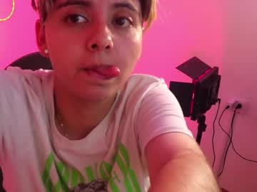 See Nataly_4 online Now @ freecams.uk