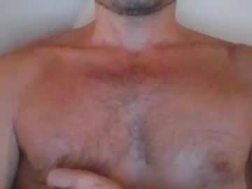 See Newtyguy90 online Now @ freecams.uk