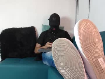See Theuniquemaster0 online Now @ freecams.uk