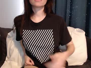 See Tinyytina online Now @ freecams.uk