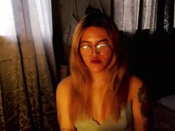 See Urlovely_hait online Now @ freecams.uk