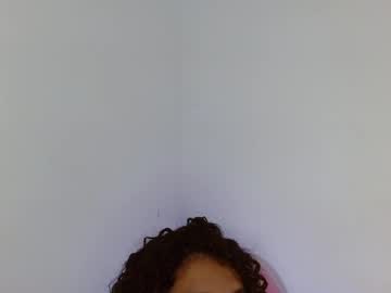 See Yulissa18 online Now @ freecams.uk